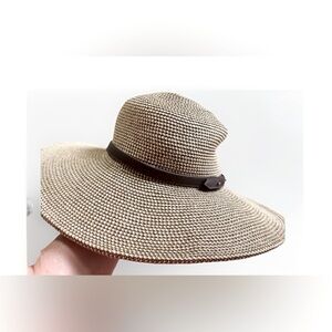 Nine West Elegant Tan Wide-Brim Hat
